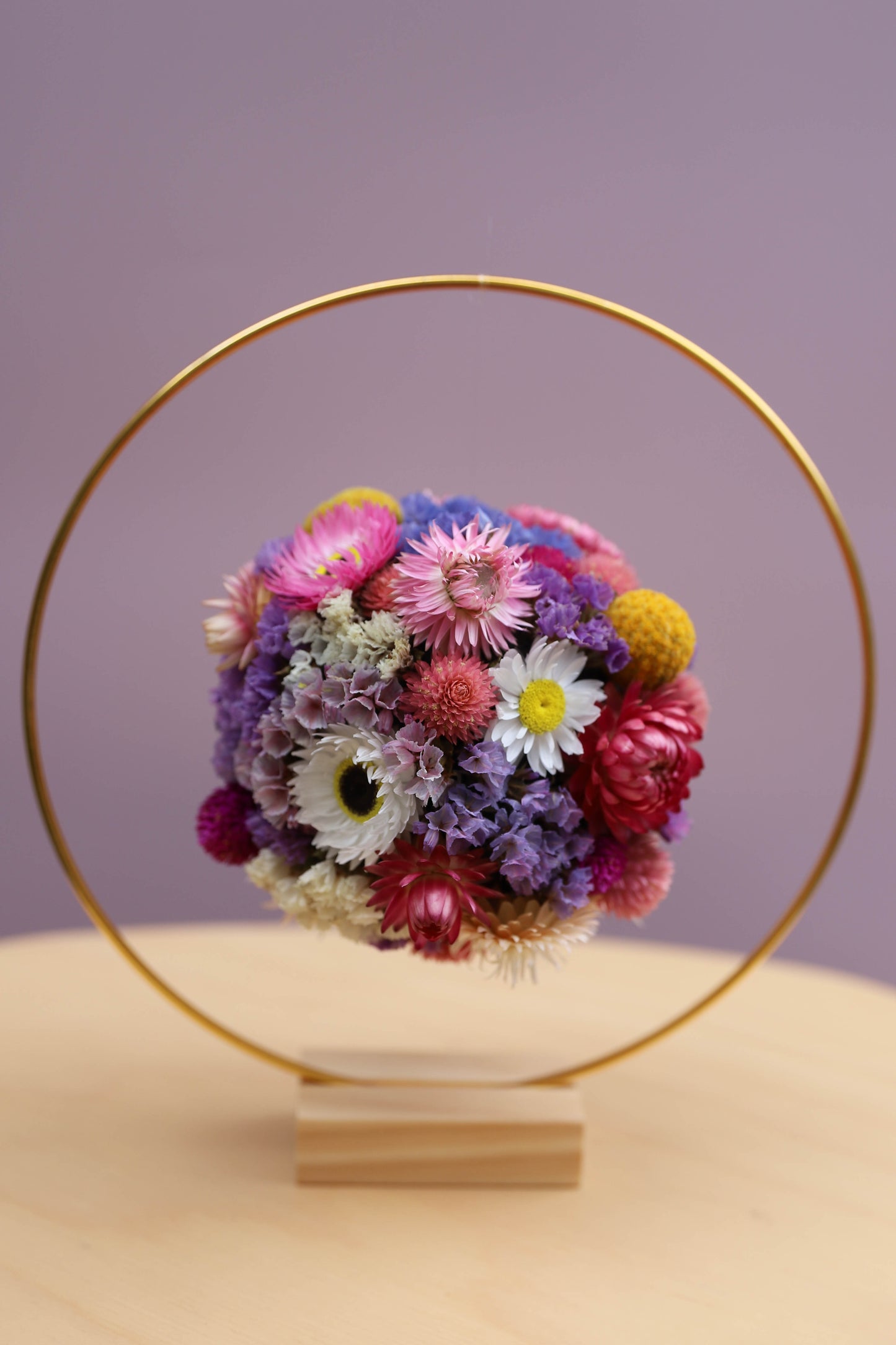 Mobile de fleurs séchées