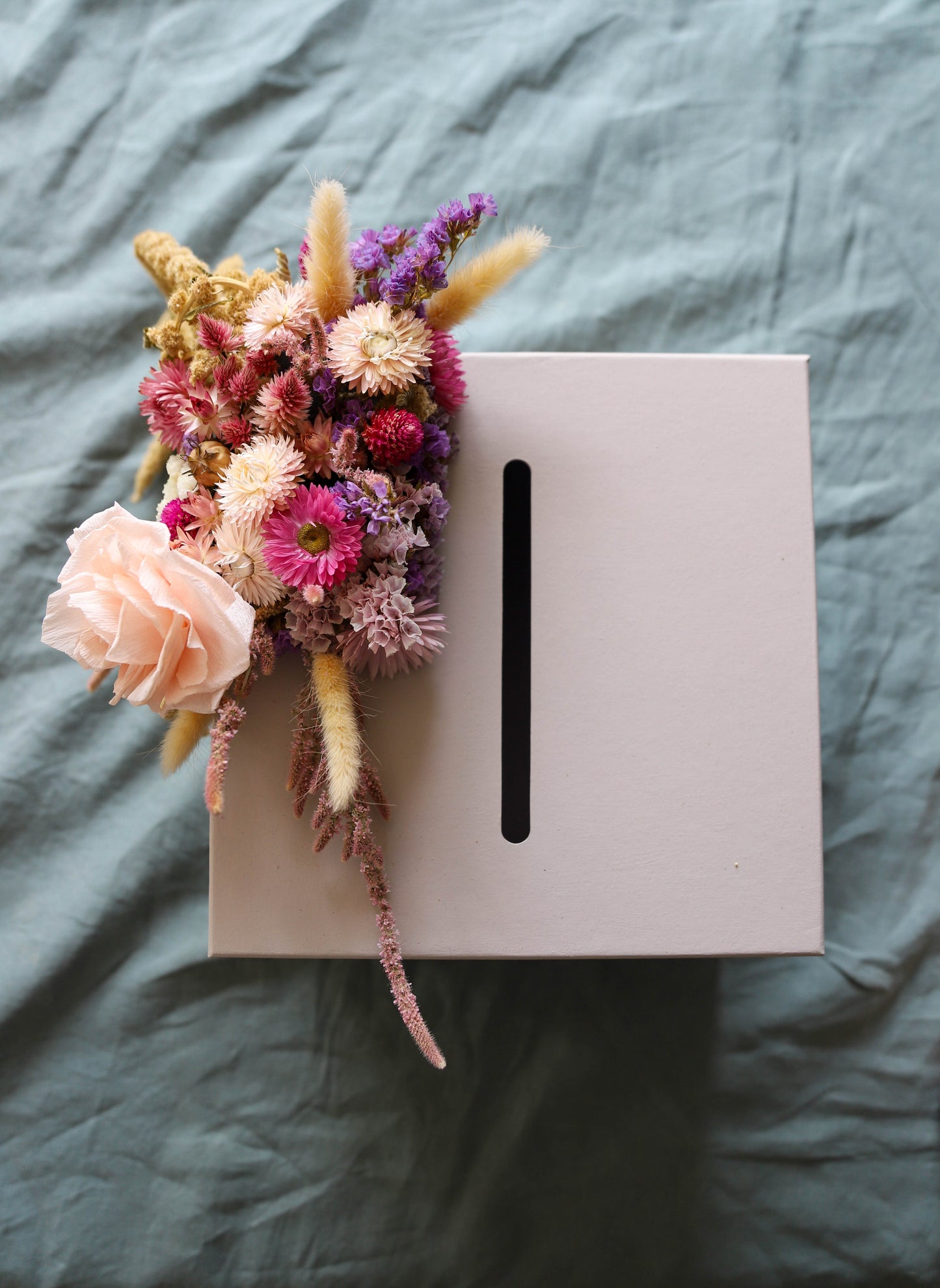 Urne fleurie pour mariage ou anniversaire (personnalisée)